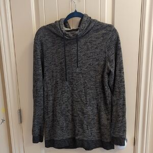 Volcom Sz. M Black Turtleneck Sweater